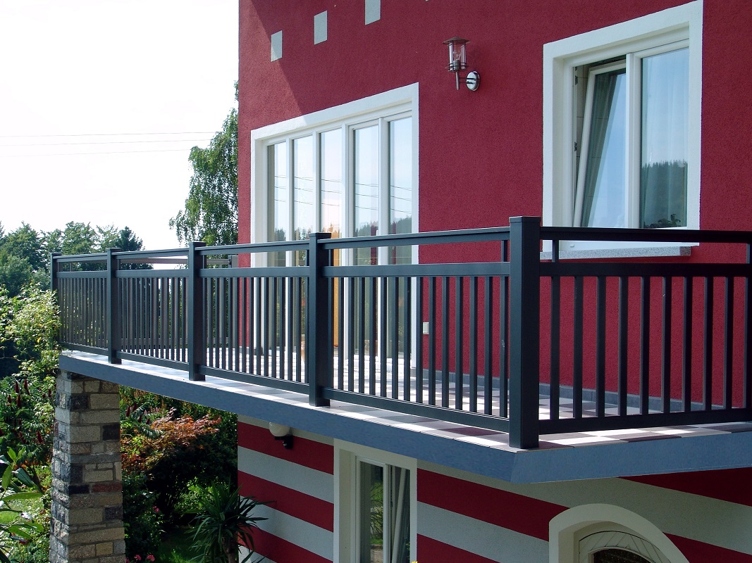 Garde corps aluminium ou vitré > Barreaudage