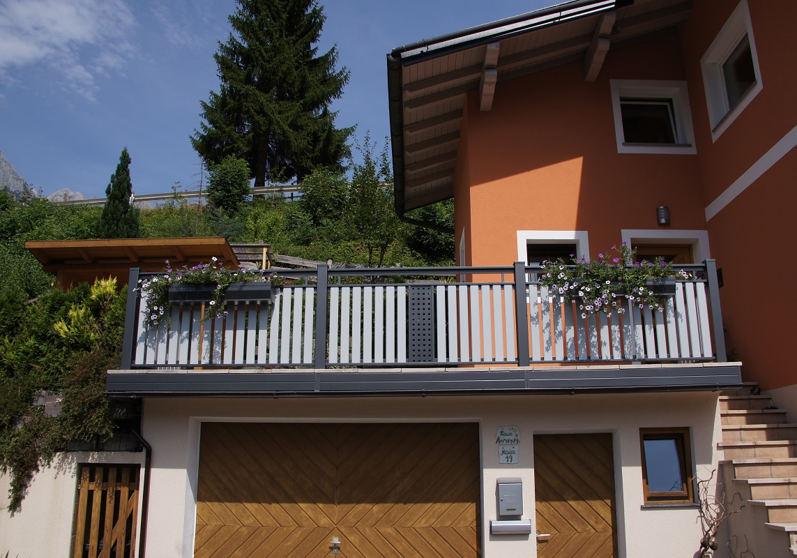 Garde corps aluminium ou vitré > Remplissage Lattes