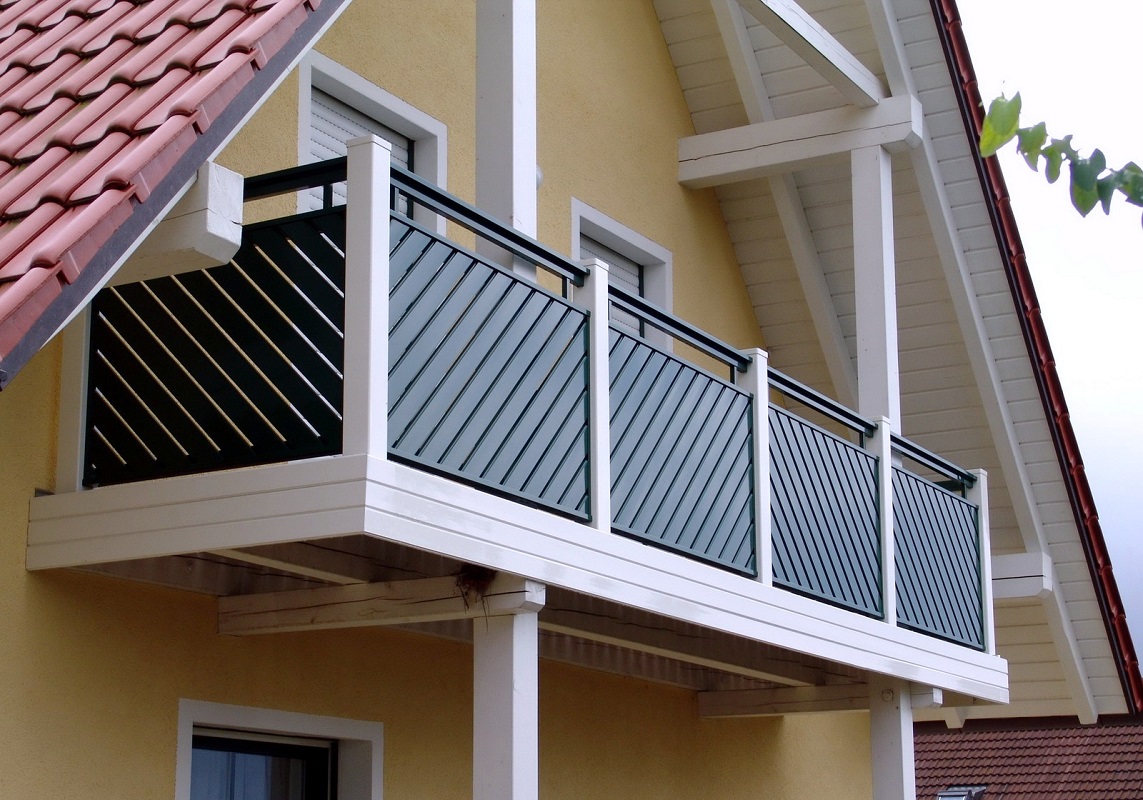 Garde corps aluminium ou vitré > Remplissage Lattes
