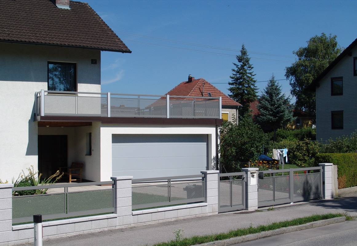 Garde corps aluminium ou vitré > PERFORE